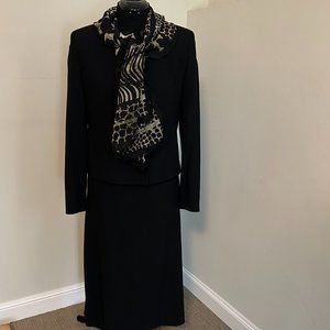 Max Mara vintage black wool suit, blazer & skirt, size 4, Pristine condition